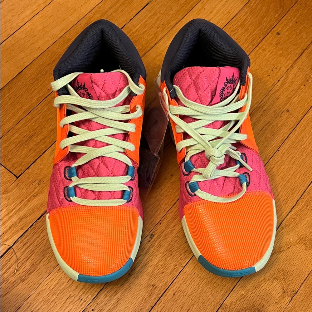 Nike' Orange and Pink Sneakers - Picture 3 of 14